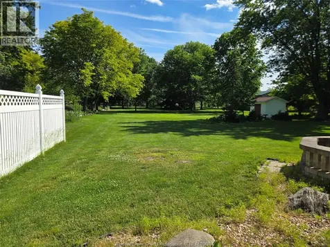 2725 Bouffard Road Lasalle ON N9H 1W3