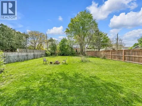 1583 Ferndale Avenue Windsor ON N8T 2K3
