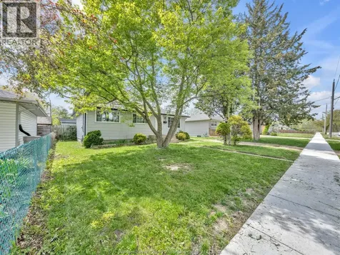 1583 Ferndale Avenue Windsor ON N8T 2K3
