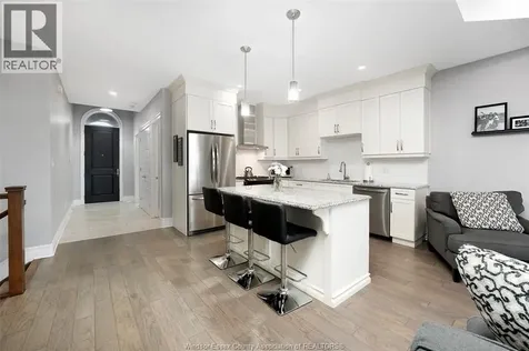 1808 Cypress Windsor ON N8P 0E3