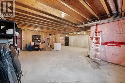 1808 Cypress Windsor ON N8P 0E3