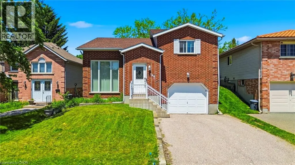 146 Bankside Drive Kitchener ON N2N 3E4