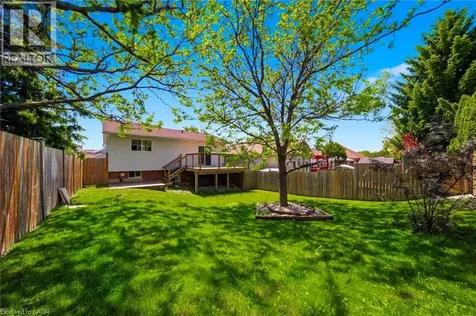 146 Bankside Drive Kitchener ON N2N 3E4
