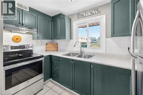 23 Watsons Lane Dundas ON L9H 5G9