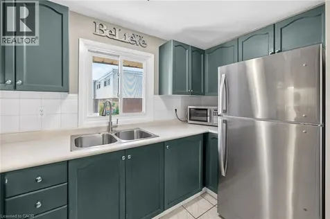 23 Watsons Lane Dundas ON L9H 5G9