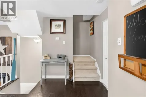 23 Watsons Lane Dundas ON L9H 5G9