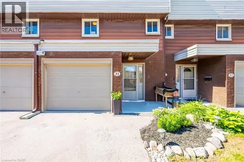 23 Watsons Lane Dundas ON L9H 5G9