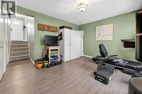 23 Watsons Lane Dundas ON L9H 5G9