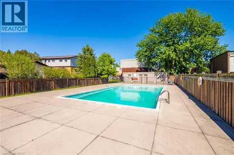 23 Watsons Lane Dundas ON L9H 5G9