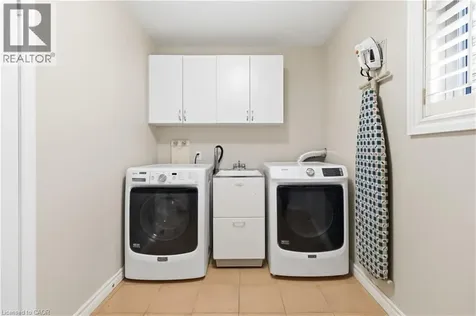 2208 Brays Lane Oakville ON L6M 3J7