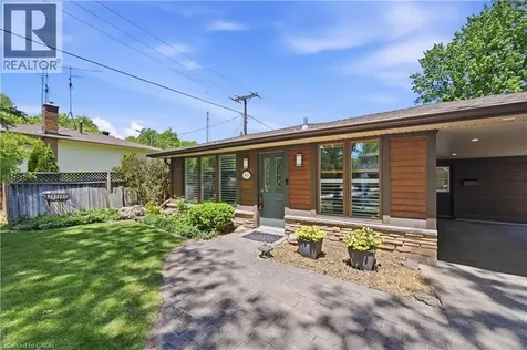 563 Elwood Road Burlington ON L7N 3C6