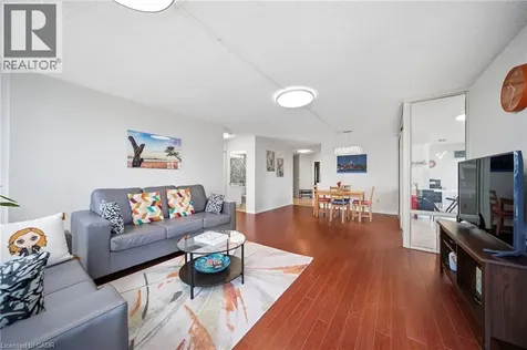 55 Elm Drive West Mississauga ON L5B 3Z3