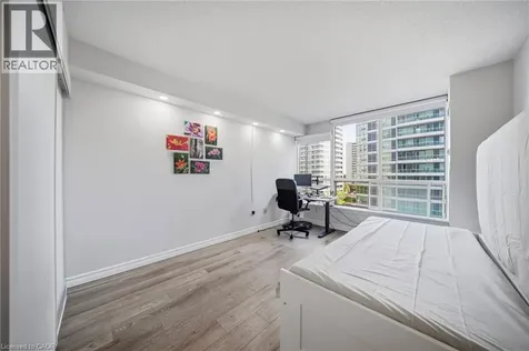 55 Elm Drive West Mississauga ON L5B 3Z3