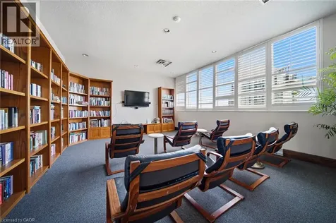 55 Elm Drive West Mississauga ON L5B 3Z3