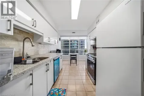 55 Elm Drive West Mississauga ON L5B 3Z3