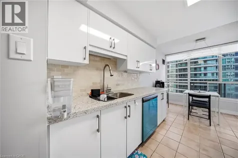 55 Elm Drive West Mississauga ON L5B 3Z3