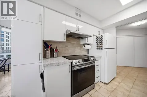 55 Elm Drive West Mississauga ON L5B 3Z3