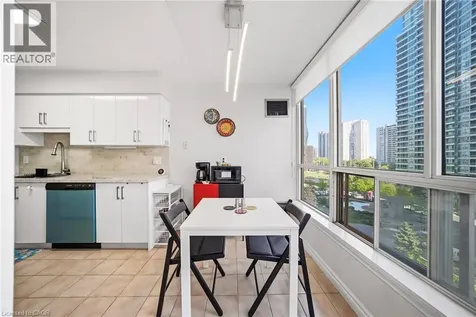 55 Elm Drive West Mississauga ON L5B 3Z3