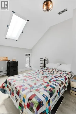 35 Shade Street Cambridge ON N1R 4J6