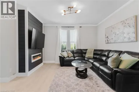 35 Shade Street Cambridge ON N1R 4J6