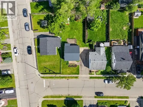 48 Seventh Avenue Brantford ON N3S 1B4
