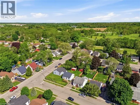 48 Seventh Avenue Brantford ON N3S 1B4