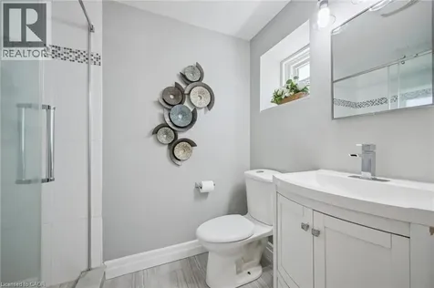 31 Glen Lake Crescent Kitchener ON N2N 1C4