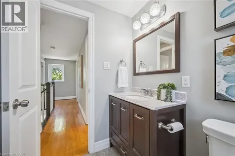 31 Glen Lake Crescent Kitchener ON N2N 1C4