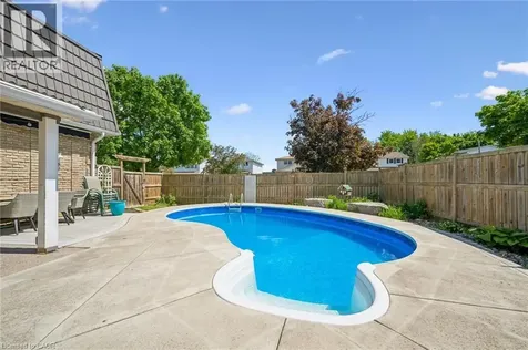 31 Glen Lake Crescent Kitchener ON N2N 1C4