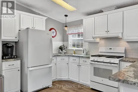 9 Poplar Drive Otonabee-south Monaghan ON K0L 2G0