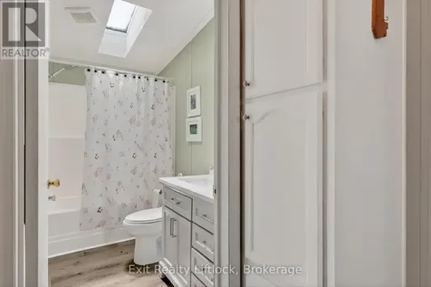 9 Poplar Drive Otonabee-south Monaghan ON K0L 2G0