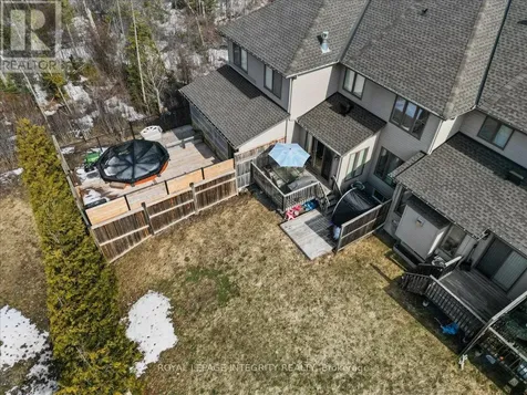 154 Woodhurst Crescent Ottawa ON K2S 0T5