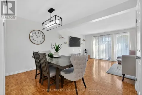 104 Bannerhill Ottawa ON K1V 0T4