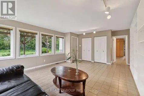 2554 Egan Road Ottawa ON K1V 8N1
