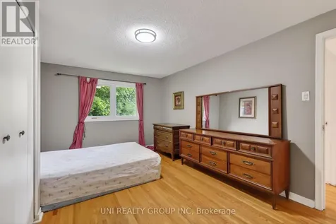 2554 Egan Road Ottawa ON K1V 8N1