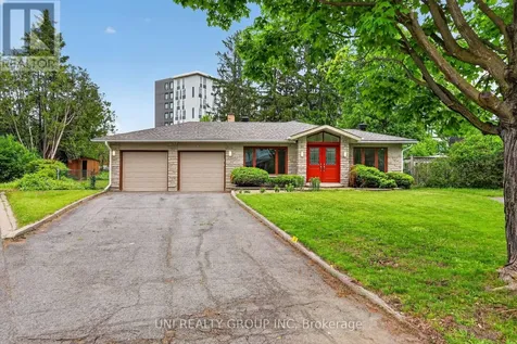 2554 Egan Road Ottawa ON K1V 8N1