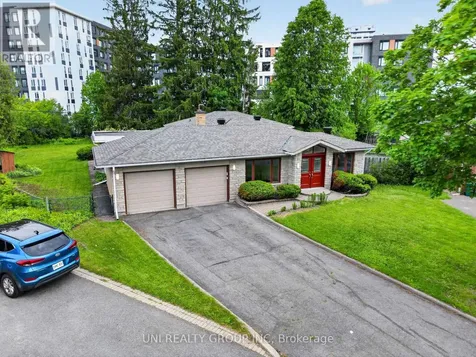 2554 Egan Road Ottawa ON K1V 8N1