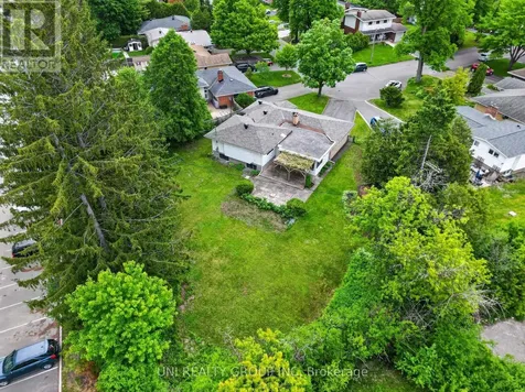 2554 Egan Road Ottawa ON K1V 8N1