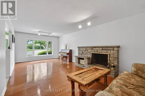 2554 Egan Road Ottawa ON K1V 8N1