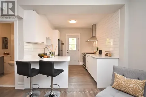 375 Mackay Street Ottawa ON K1M 2C3
