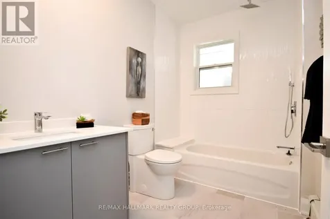375 Mackay Street Ottawa ON K1M 2C3
