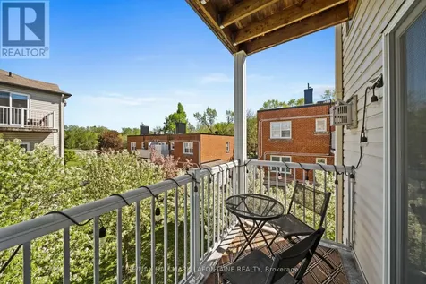 49 Jardin Private Ottawa ON K1K 2V8