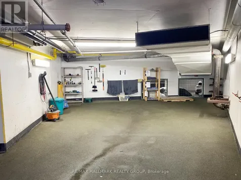 3099 Carling Avenue Ottawa ON K2H 5A6
