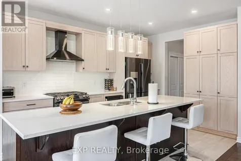107 Rallidale Street Ottawa ON K1X 0G7