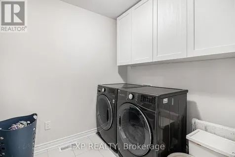 107 Rallidale Street Ottawa ON K1X 0G7