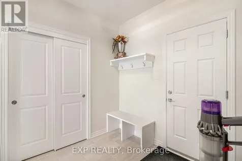 107 Rallidale Street Ottawa ON K1X 0G7