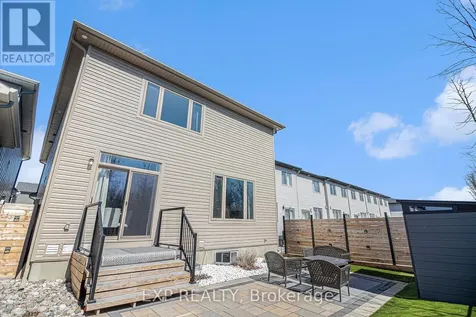 107 Rallidale Street Ottawa ON K1X 0G7