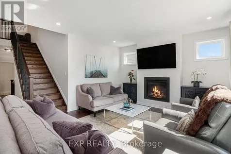 107 Rallidale Street Ottawa ON K1X 0G7