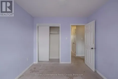 17 Dwyer Court Brantford ON N3T 0G8