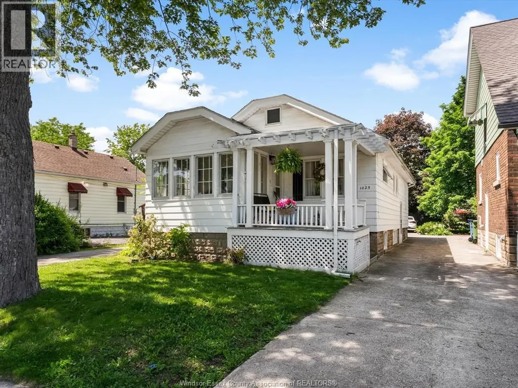1025 Campbell Avenue Windsor ON N9B 2J4